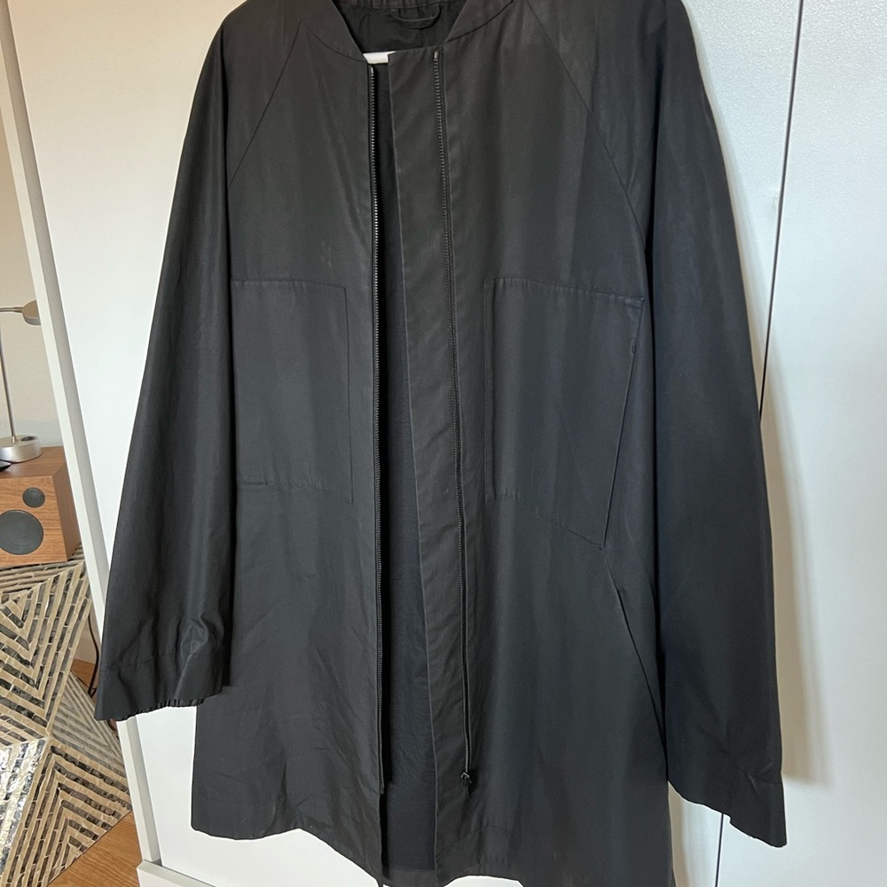 EUC. COS versatile black trench coat